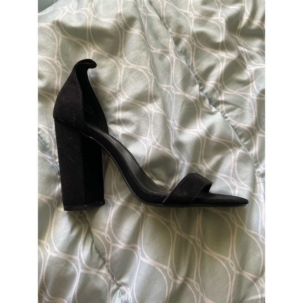 black strap heel